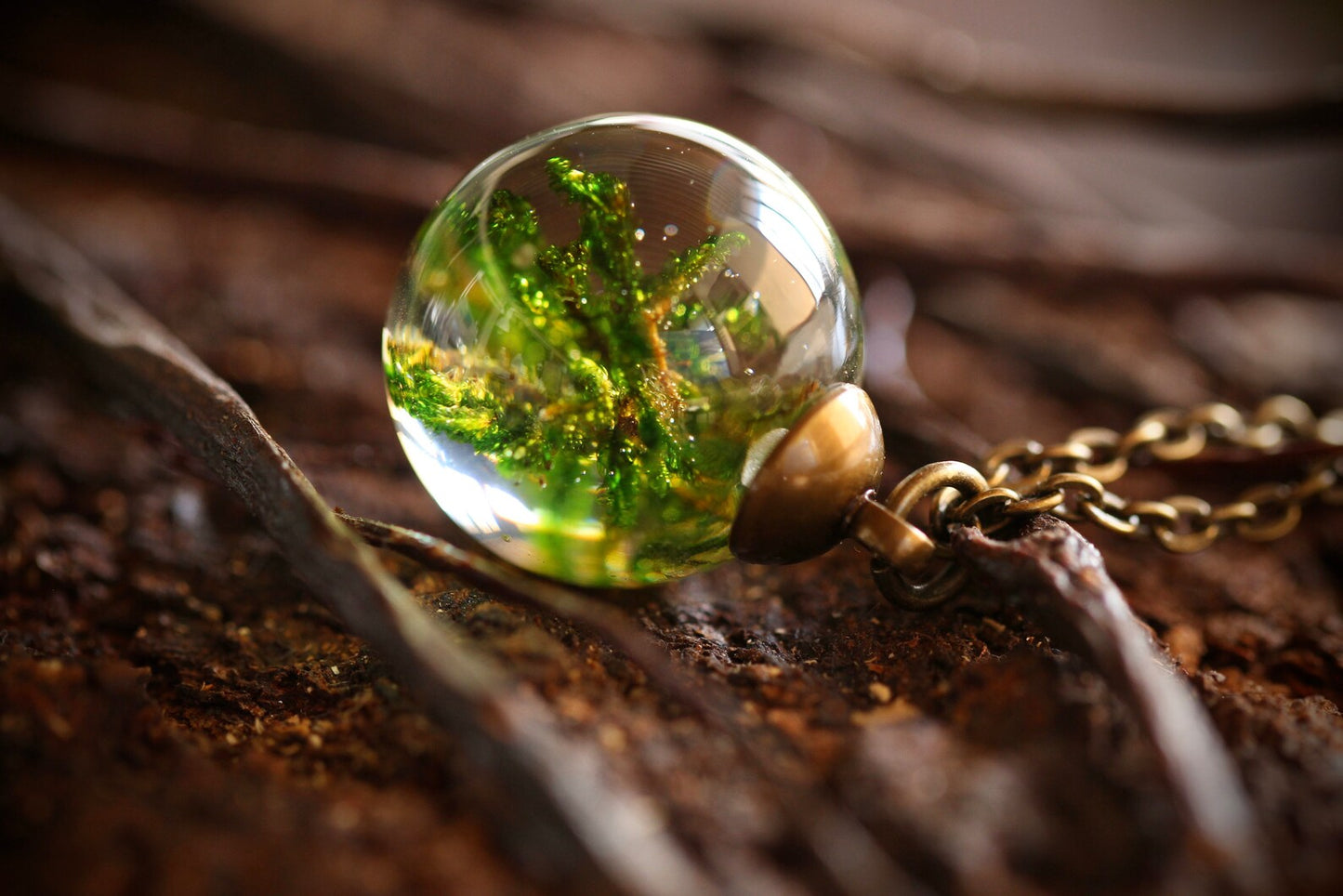 Moss Resin Nature Orb Necklace