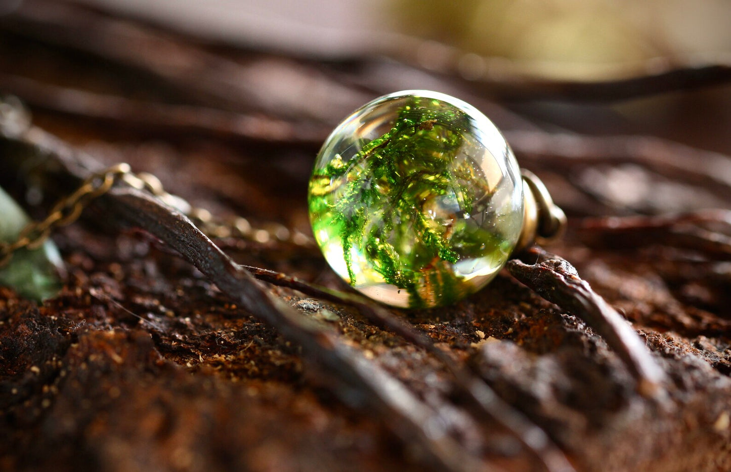 Moss Resin Nature Orb Necklace