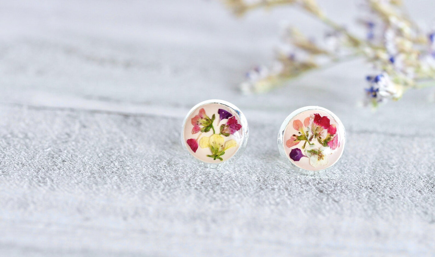 Tiny Mixed Floral Studs Earrings