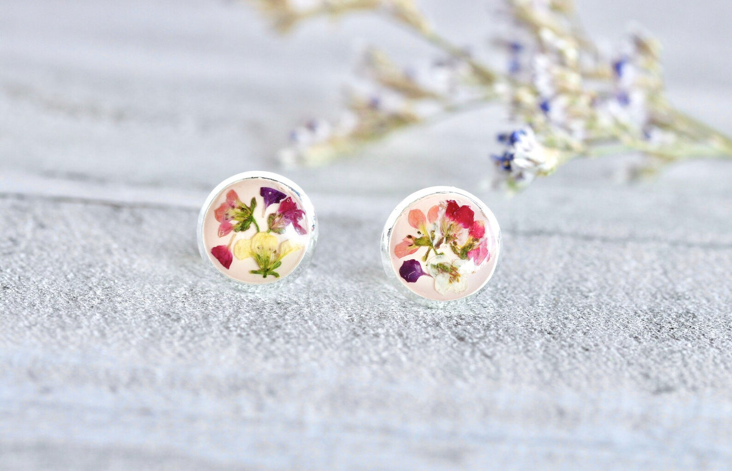 Tiny Mixed Floral Studs Earrings