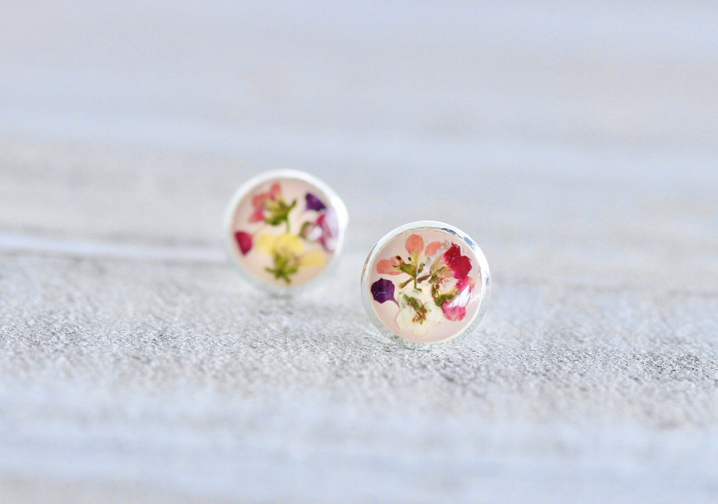 Tiny Mixed Floral Studs Earrings