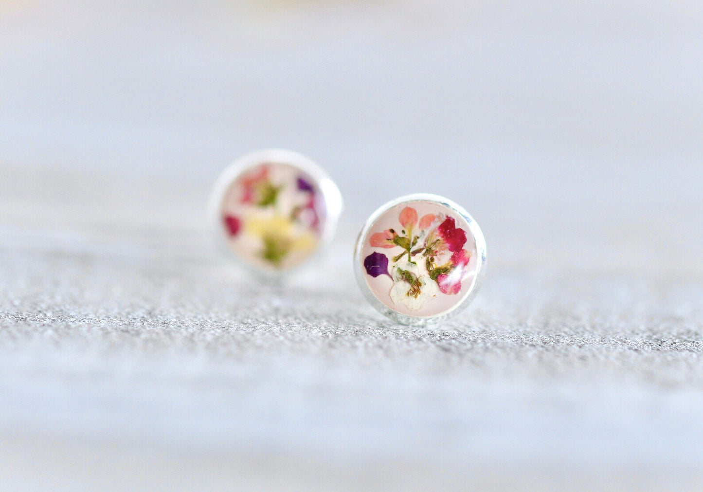 Tiny Mixed Floral Studs Earrings