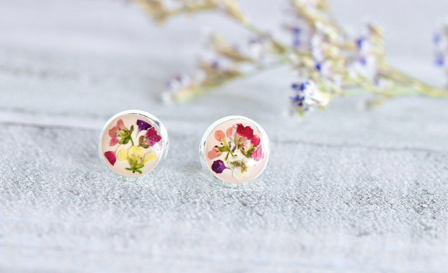 Tiny Mixed Floral Studs Earrings