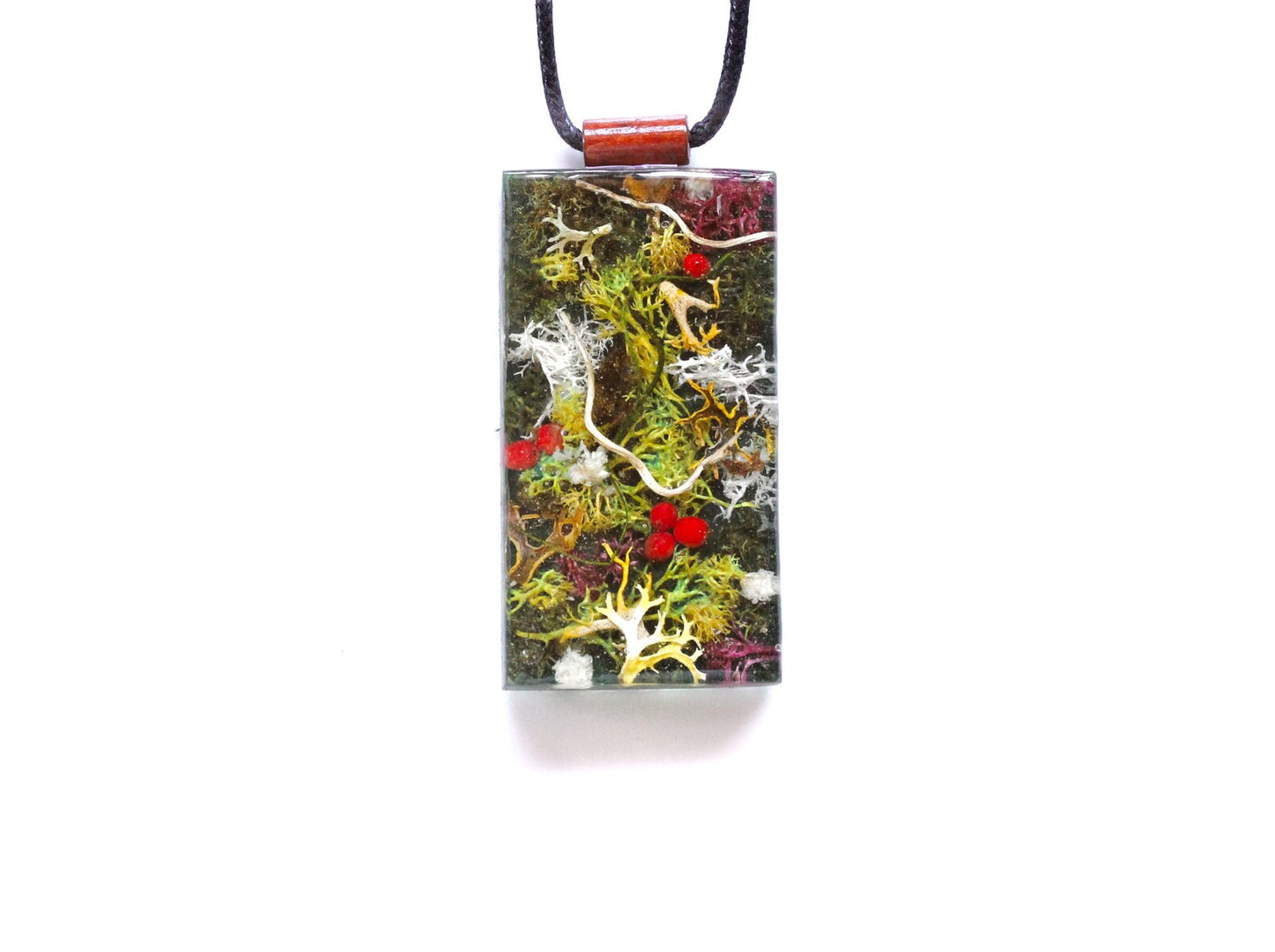 Woodland Moss Berry Vine Resin Art Necklace